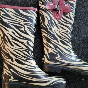 Women's zebra rain boots